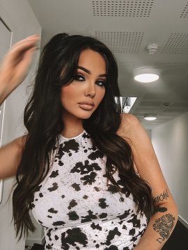 NeckKisSer de Savoie, France